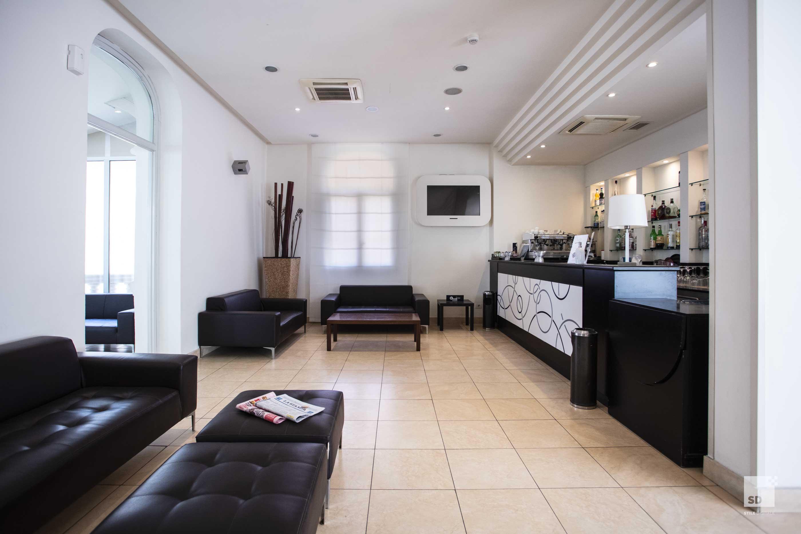 Hotel Regina Elena 57 & Oro Bianco Spa リミニ エクステリア 写真