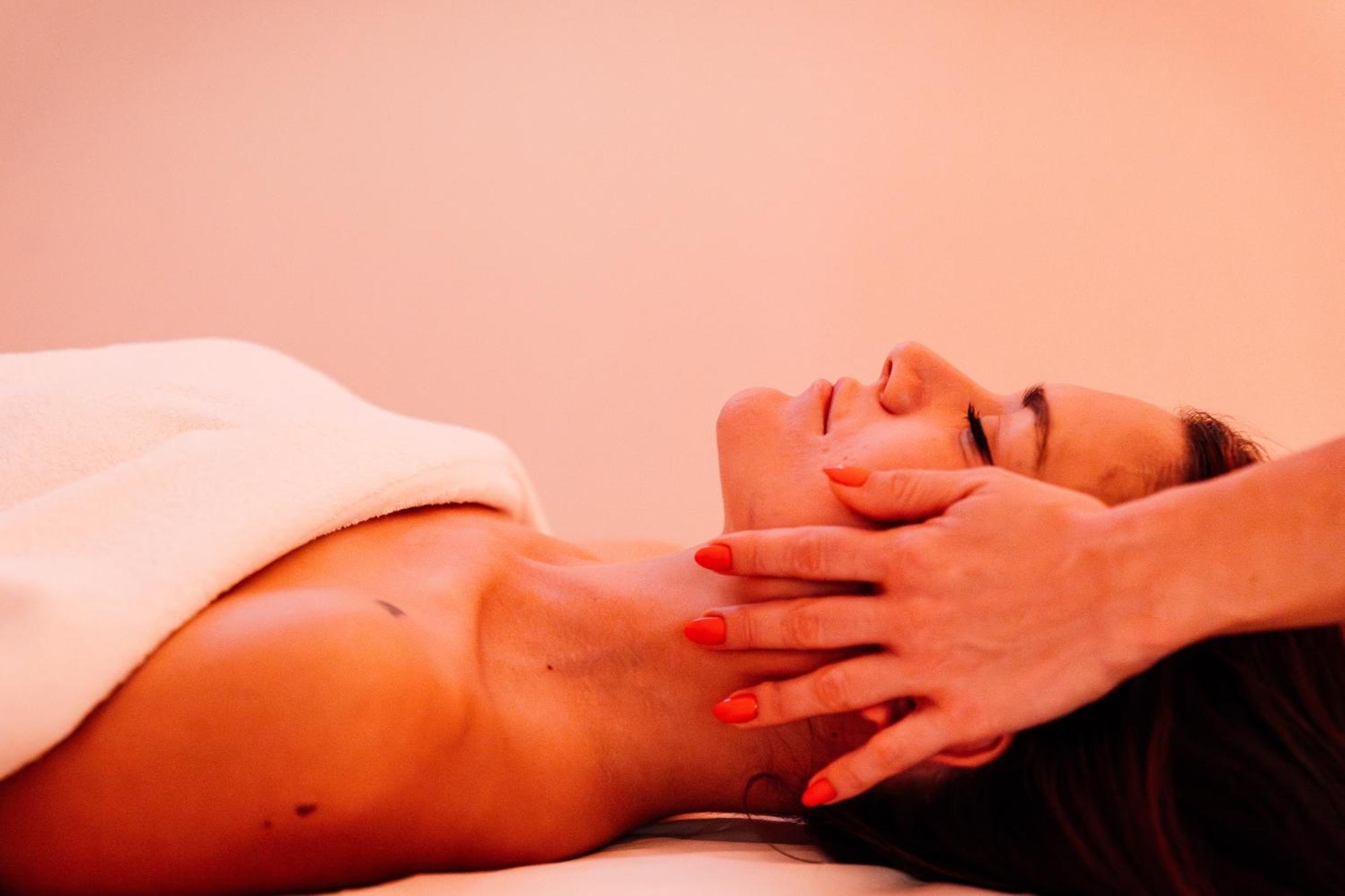 Hotel Regina Elena 57 & Oro Bianco Spa リミニ エクステリア 写真
