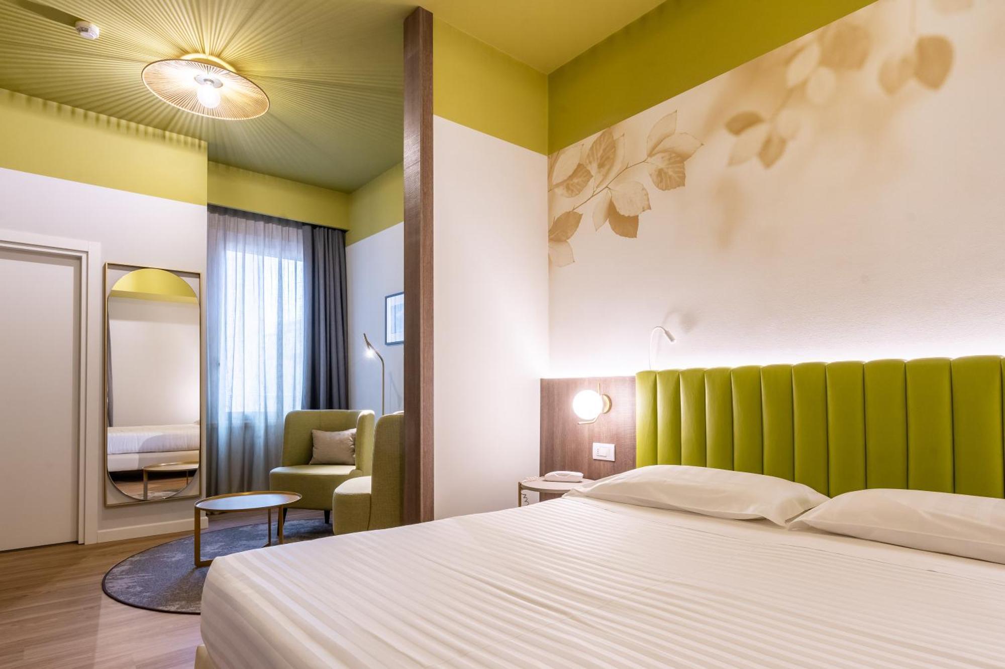 Hotel Regina Elena 57 & Oro Bianco Spa リミニ エクステリア 写真